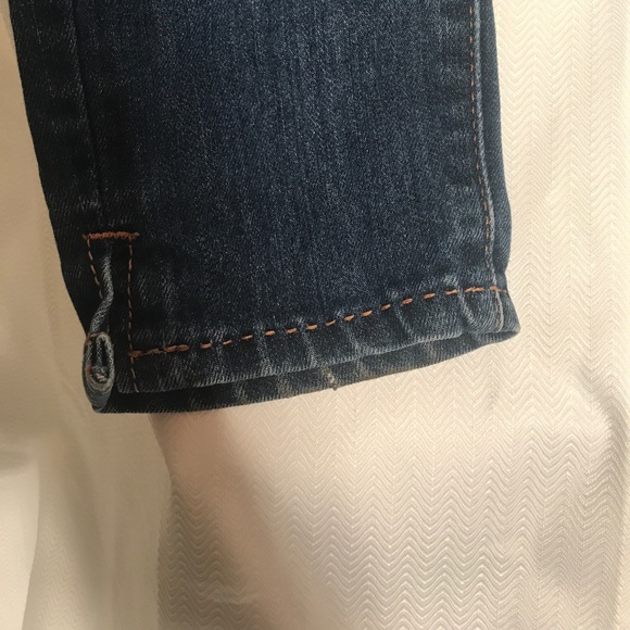 Source of Wisdom  cropped jeans. Size 5. - Picture 4 of 8